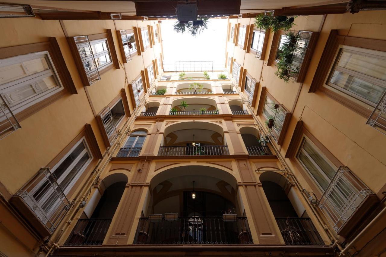 Duomo 77 - In The Heart Of The Historical Center By Elite Villas Неаполь Экстерьер фото